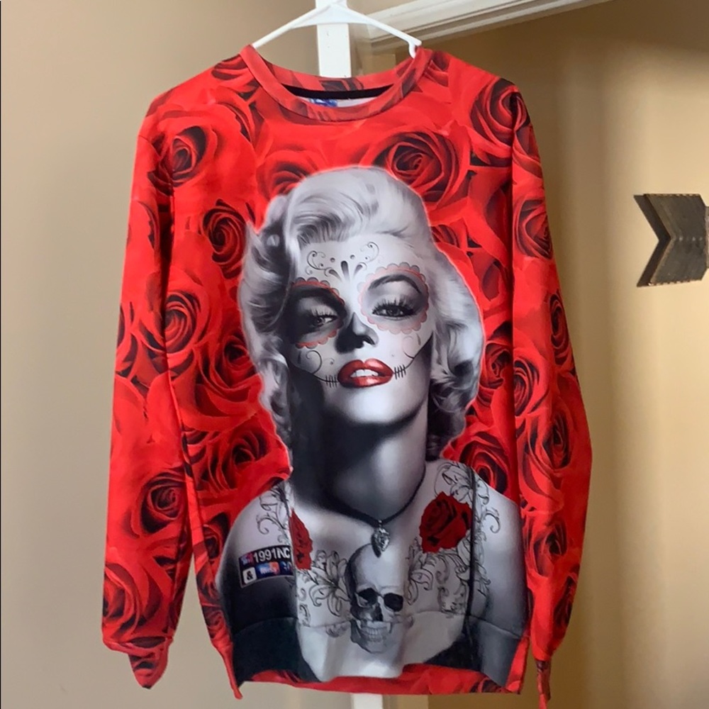 Marilyn Monroe Rose sweater